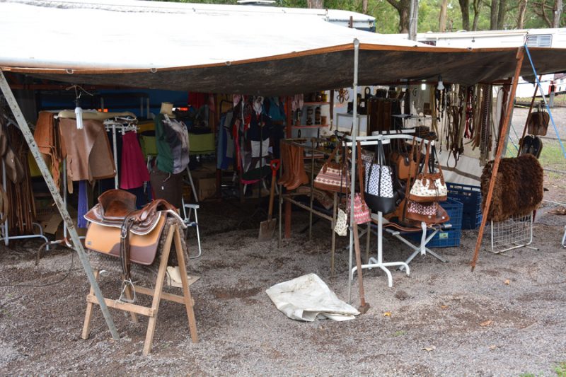 Rodeio Internacional disp&otilde;e de diversas op&ccedil;&otilde;es no ramo de alimenta&ccedil;&atilde;o e com&eacute;rcio