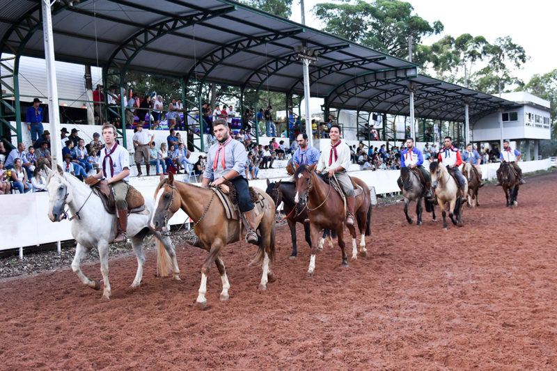 Passo Fundo vence o La&ccedil;o Sele&ccedil;&atilde;o do Rodeio Internacional de Soledade