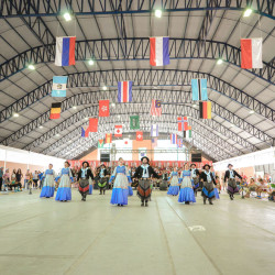 Dan&ccedil;as Tradicionais