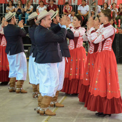 Dan&ccedil;as Tradicionais