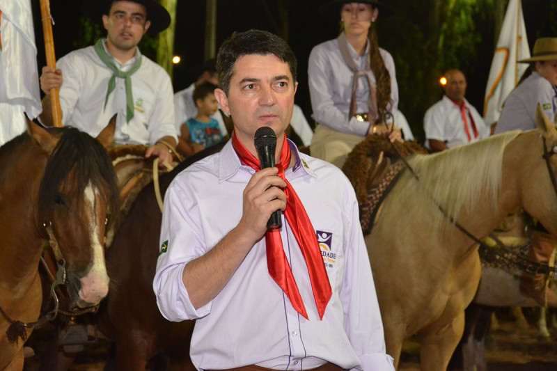 IX Rodeio Internacional de Soledade é aberto oficialmente