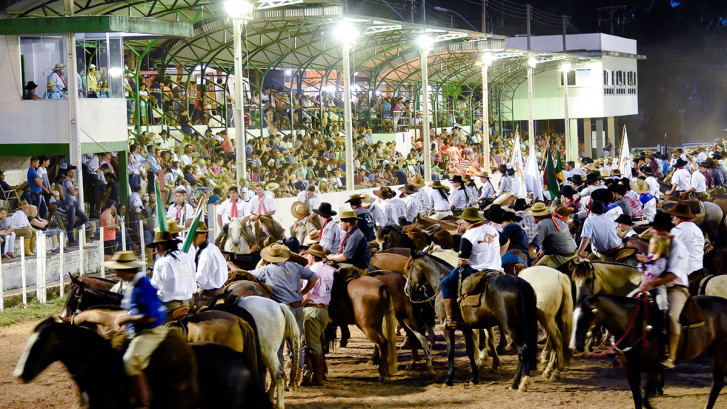 IX Rodeio Internacional de Soledade é aberto oficialmente