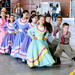 Rodeio 2016 - Dan&ccedil;as Tradicionais