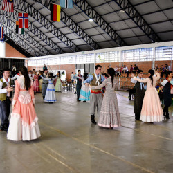 Rodeio 2016 - Dan&ccedil;as Tradicionais