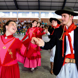 Rodeio 2016 - Dan&ccedil;as Tradicionais
