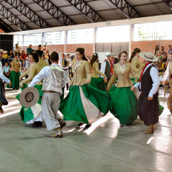 Rodeio 2016 - Dan&ccedil;as Tradicionais