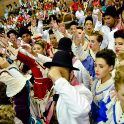 Rodeio 2016 - Dan&ccedil;as Tradicionais