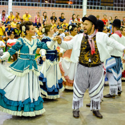 Rodeio 2016 - Dan&ccedil;as Tradicionais