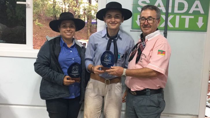 Laço Duplas Feminino tem premiação dividida entre as finalistas