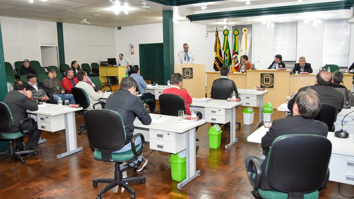 Coordena&ccedil;&atilde;o do Rodeio Internacional de Soledade presta contas ao legislativo