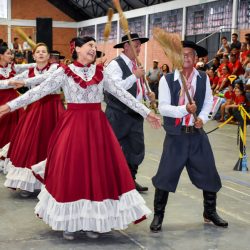 Rodeio 2017 - Dan&ccedil;as Tradicionais