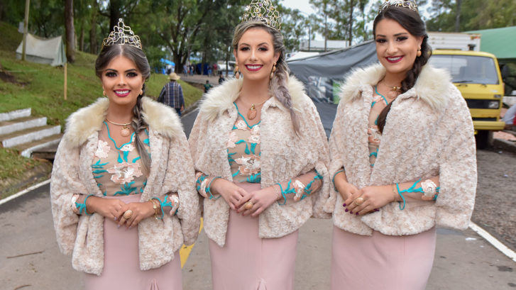 Corte da Exposol 2019 prestigia abertura do Rodeio Internacional de Soledade