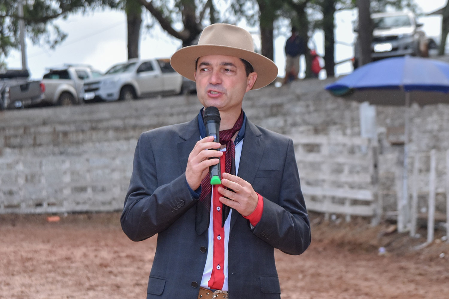 Integração marca abertura oficial do XII Rodeio Internacional de Soledade