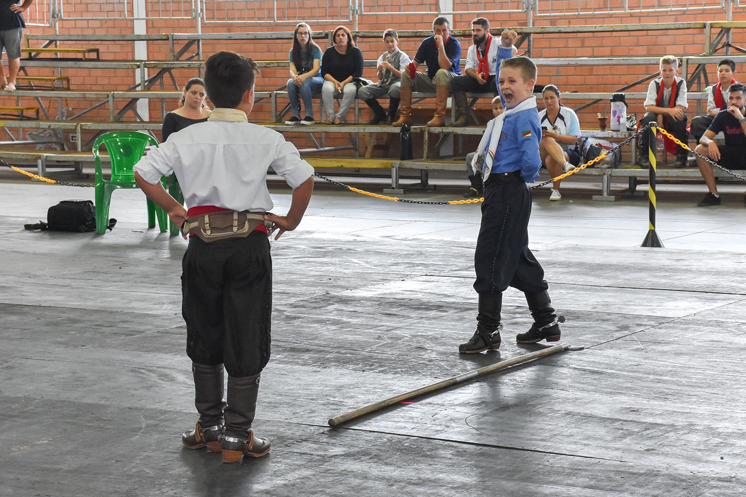 Modalidades individuais abrem as provas artísticas do Rodeio Internacional