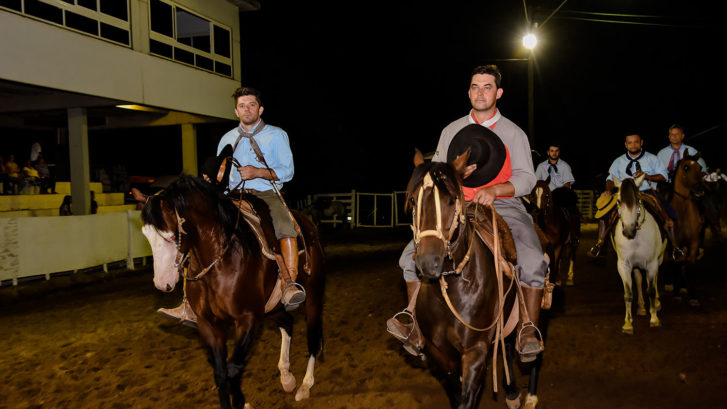 Equipe Rochemback vence Laço Seleção do Rodeio Internacional de Soledade