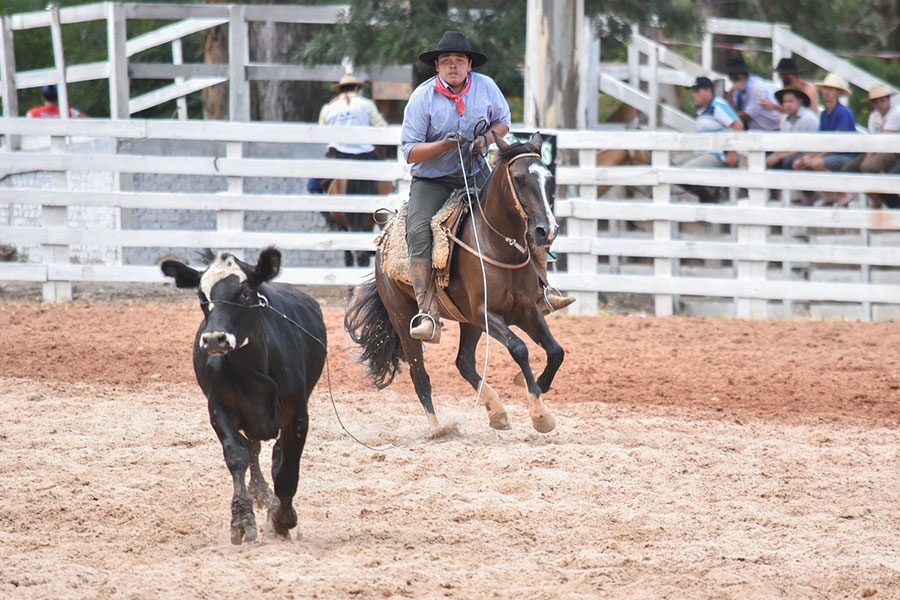 Provas campeiras abrem programa&ccedil;&atilde;o do Rodeio Internacional de Soledade