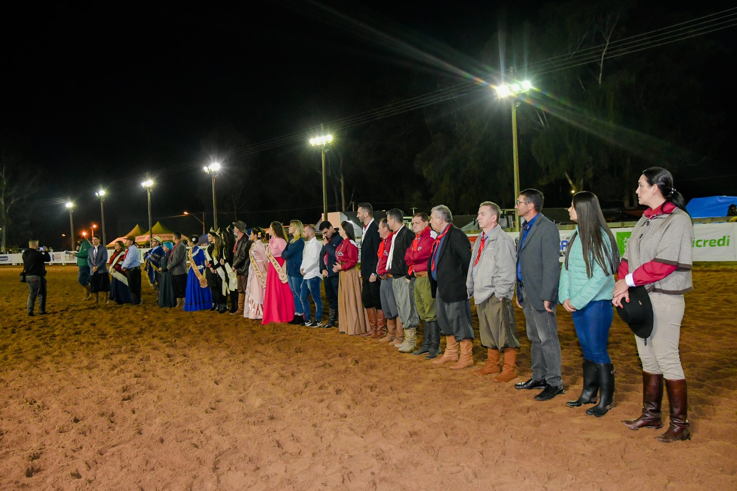 Aberto oficialmente o XIV Rodeio Internacional de Soledade